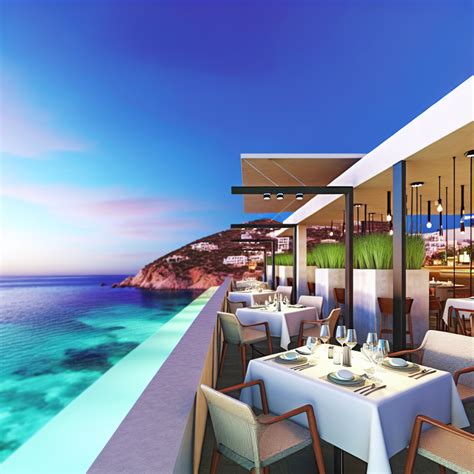 dining with ocean view