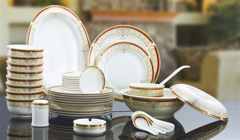 Dinner Set With Designs