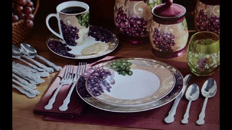 Dinnerware Set Grapes