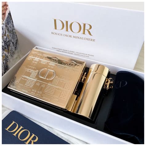 Dior Lipstick Bag Review: The Must-Have Accessory For Every Fashionista