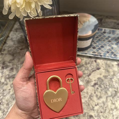 dior lock and key