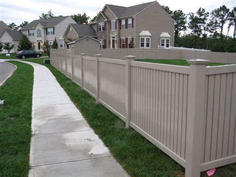 direct to public vinyl fencing residential