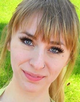 dirty talkin stepdaughters