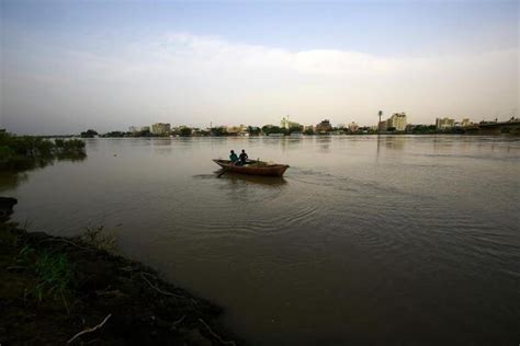 disadvantages of the nile river