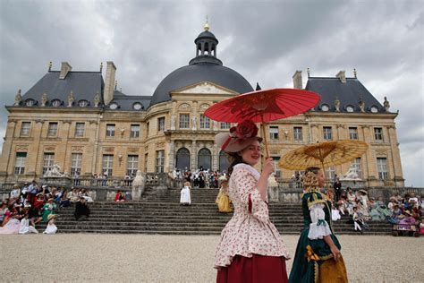 discover the culture and history of france