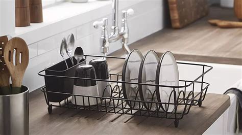 Dish Drainer Meaning