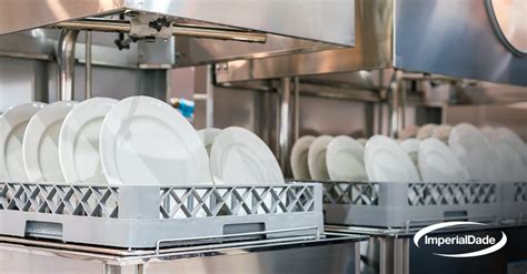 dishes cleaning machine