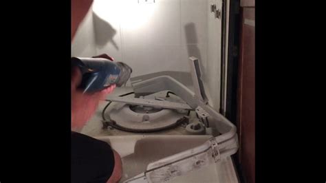 Dishwasher Detergent Getting Stuck