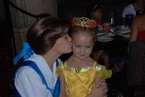disney world princess kiss