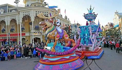 Disneyland Paris 🥇 Urlaub, Hotels, Infos, Angebote 2019 | TRAVLOO