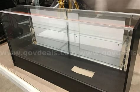 display case shelves