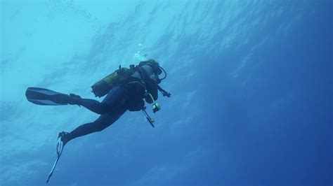 diving conditions