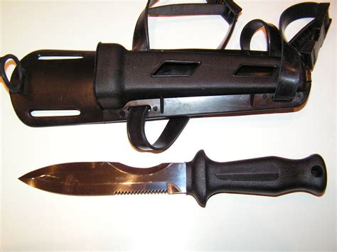 Diving Knife That Explodes