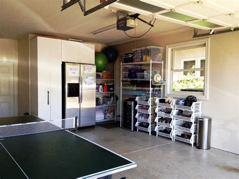 DIY Auto Repair Lift and Bay Rentals and Other Garage Spaces For Rent