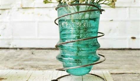 DIY Decor Ideas With Old Insulators And Bed Springs