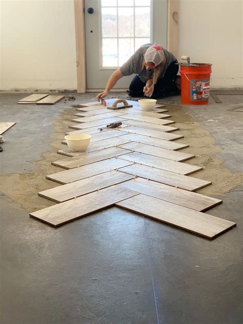 Cool Diy Floor Tile Installation Kitchen Ideas