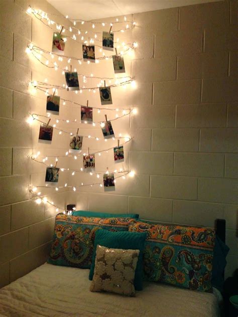 Awesome 30+ Pretty DIY Fairy Light Ideas For Minimalist Bedroom