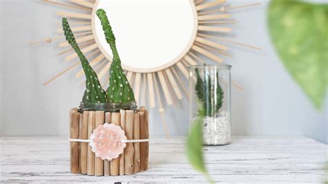 Diy wooden flower pots ideas Wooden flowers, Flower pots, Decorated