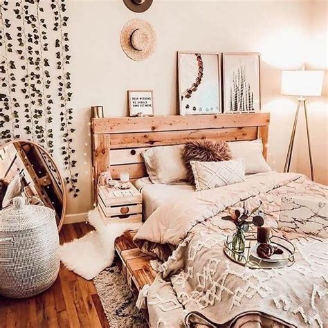 DIY Boho Bedroom Decorations