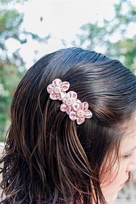 Stunning Diy Flower Clips For Hair For Long Hair