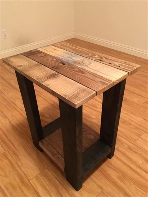 Diy Simple Pallet End Table