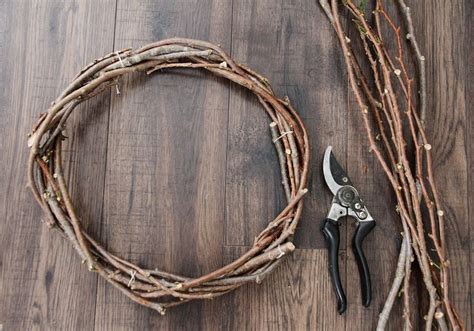 Diy Wreath With Tree Branches