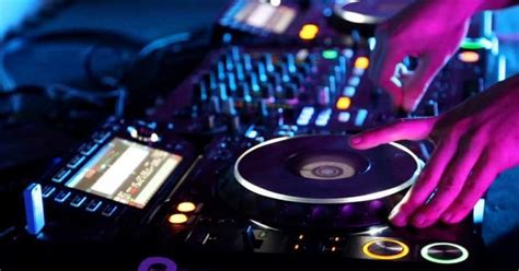dj for hire prices