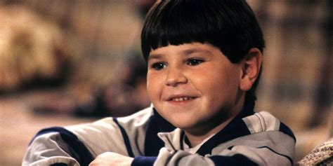 Unveiling the Rhythm Master: DJ Roseanne's Unforgettable Nightclub Experience