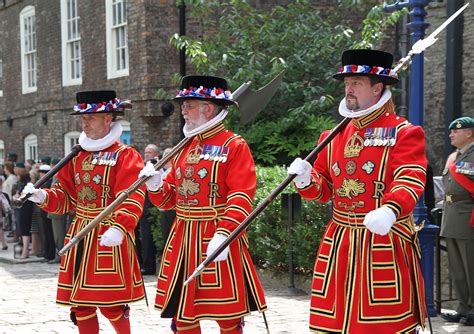 5 Reasons you'll love the Tower of London Beefeater Tour