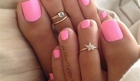 Do Nails And Toes Have To Be The Same Color If You