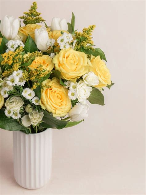 Do Aries Like Flowers