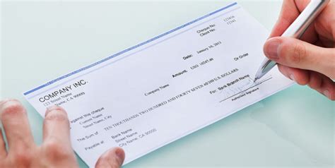 do banks still issue cashier's checks