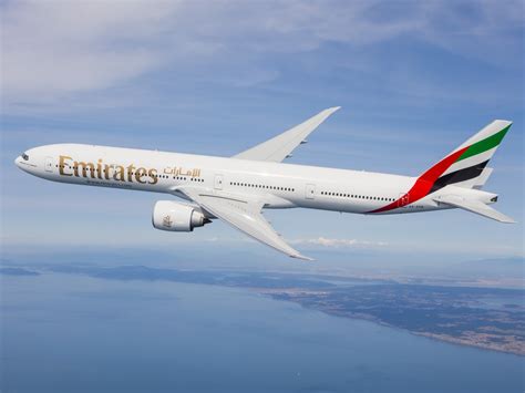 do emirates fly to america