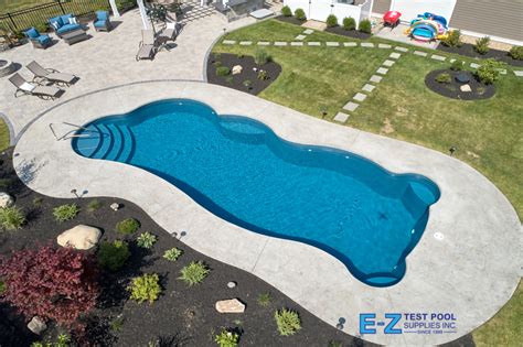 Do Fiberglass Pools Fade
