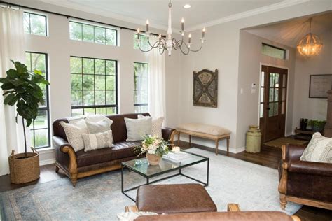 Do Fixer Upper Clients Keep Furniture