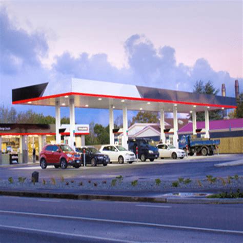 Do Gas Stations Have Tools