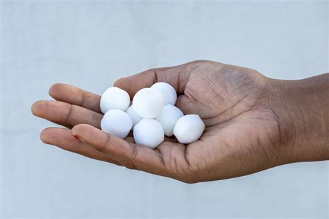 Do Moth Balls Work Outside