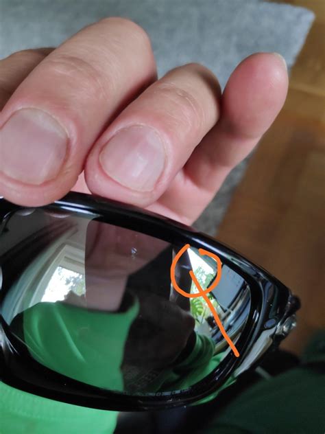 Do Oakley Sunglasses Scratch Easily