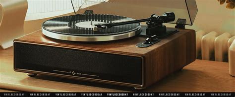 Do Record Players Have Built In Speakers