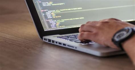 do software developers use mac or windows