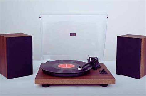 Do Turntables Need Speakers