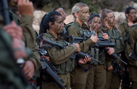 do women serve in the israeli military