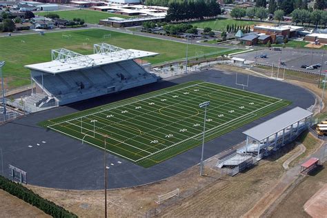 doc harris stadium camas