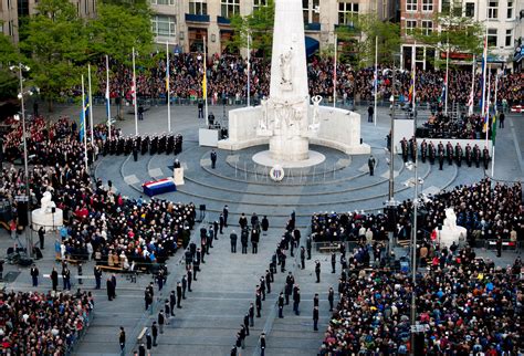 dodenherdenking op de dam