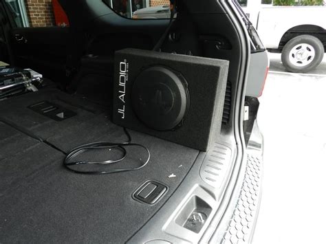 2016 Dodge Durango SUV Audio System Upgrade — TunesNTint