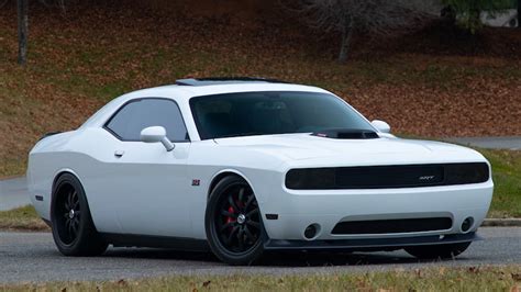 dodge challenger srt8 2014