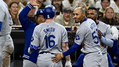 dodger score vs padres tonight