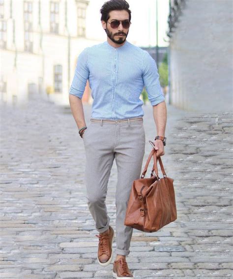 does a light blue shirt go with dark grey pants