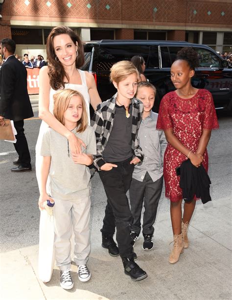 does angelina jolie have any natural children