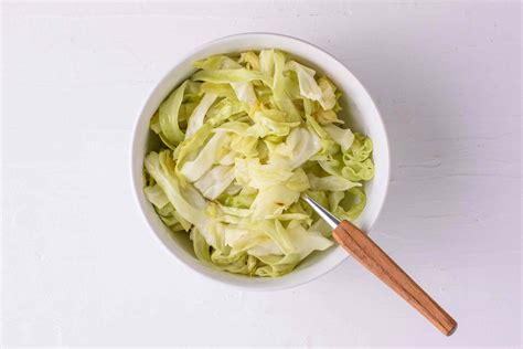 Does Cabbage Have Fiber: Unlocking its Nutritional Secrets